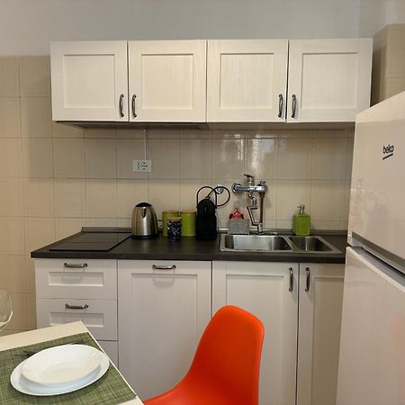 The Best Rent - Spacious One-Bedroom Apartment Near Colosseum ローマ エクステリア 写真