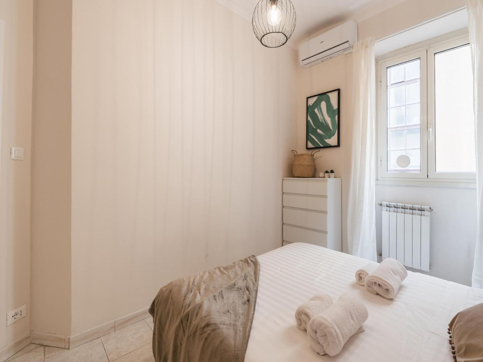 The Best Rent - Spacious One-Bedroom Apartment Near Colosseum ローマ エクステリア 写真