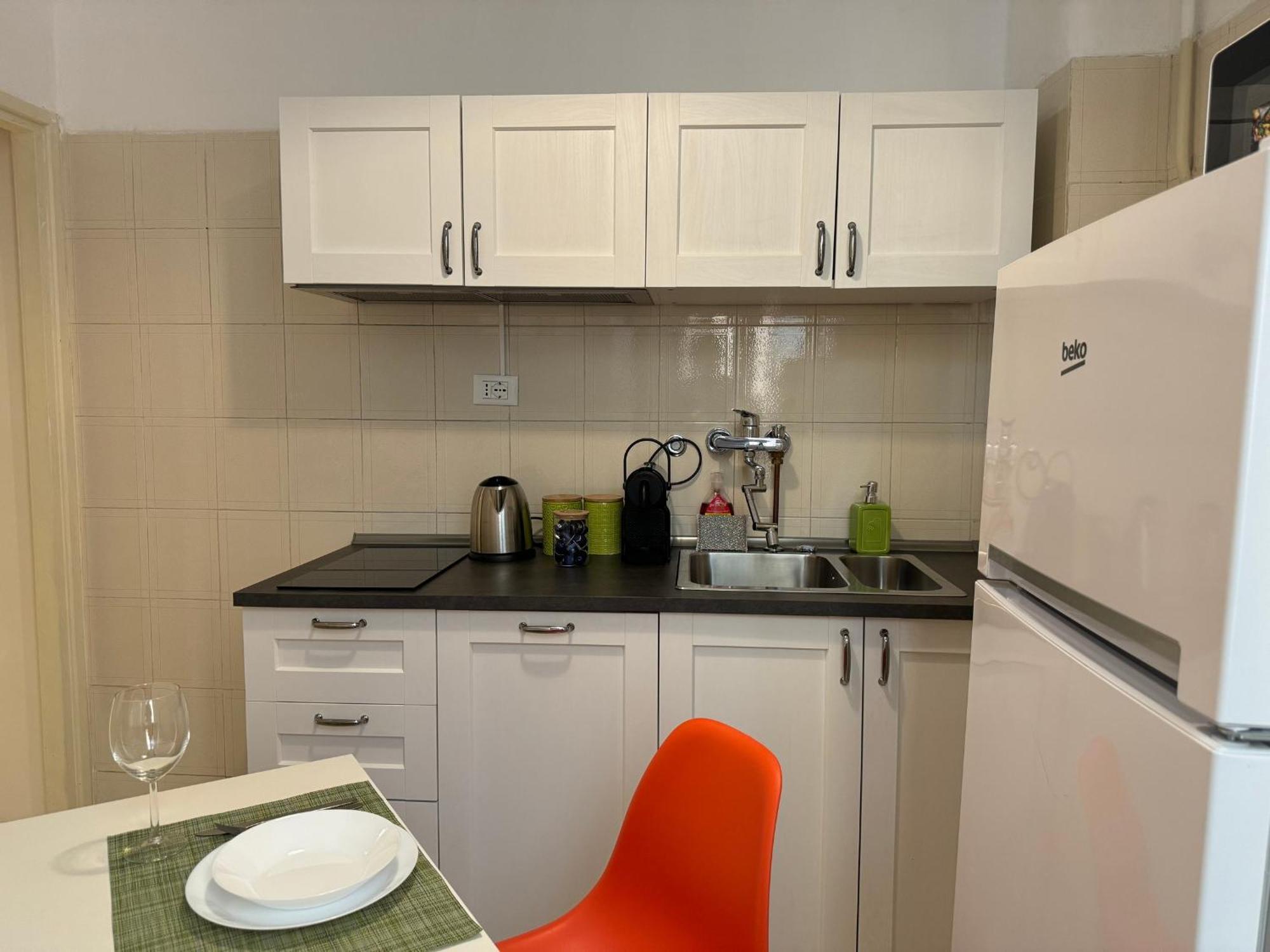 The Best Rent - Spacious One-Bedroom Apartment Near Colosseum ローマ エクステリア 写真